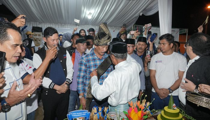 Masyarakat Tanjung Uma Batam Rayakan Ultah Muhammad Rudi