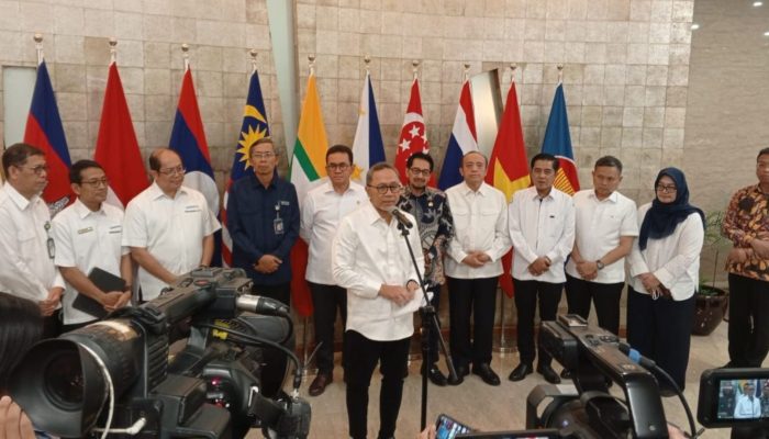 Program Makanan Bergizi Gratis : Kemenko Pangan Alokasikan Rp71 Triliun