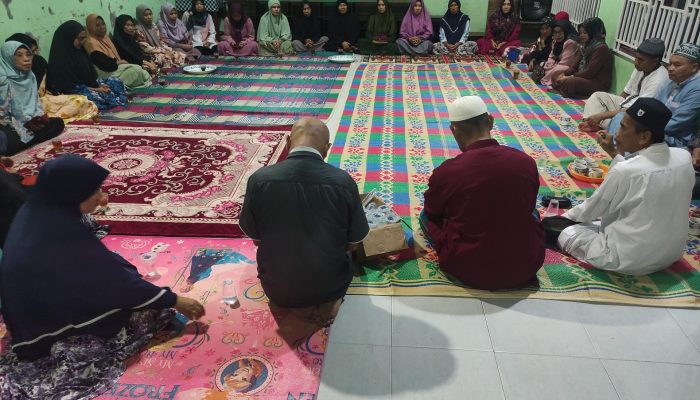 Relawan Rahma-Rizha Tutup Kampanye Terakhir dengan Doa Pemenangan