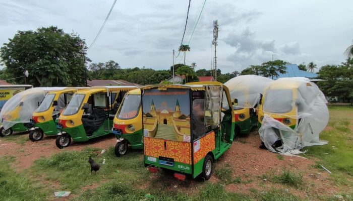 Tingkatkan Kunjungan Wisman, Gubernur Ansar Serahkan 16 Bentor Listrik di Pulau Penyengat