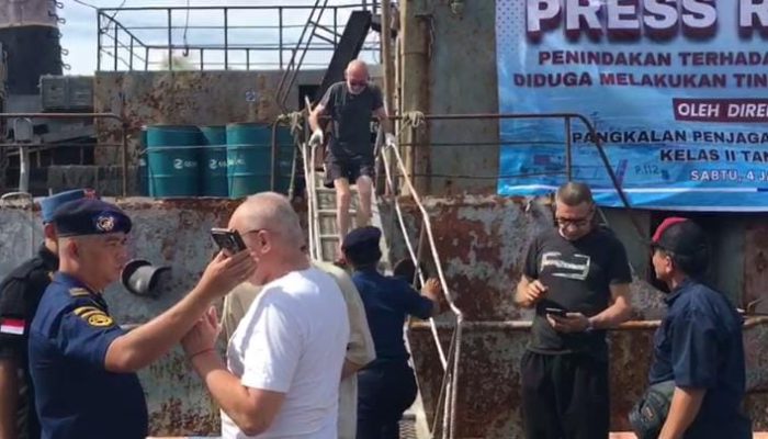 PPLP Tanjung Uban Amankan Kapal Asing Berbendera Vanuatu di Perairan Berakit Bintan