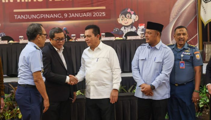 KPU Kepri Resmi Tetapkan Ansar-Nyanyang Sebagai Gubernur dan Wakil Gubernur Kepri 2025-2030