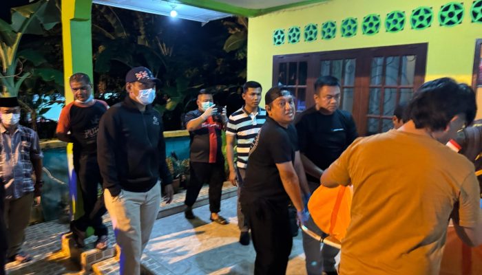 Tidak Terlihat Dua Hari, Pria Ini Ditemukan Membusuk di Rumah
