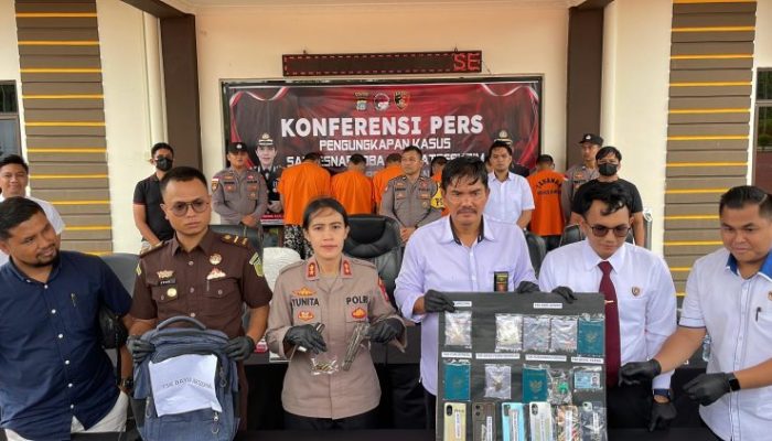 Bawa Narkoba dan Senjata Api, 6 Orang Dibekuk Polres Bintan di Pelabuhan Roro Uban