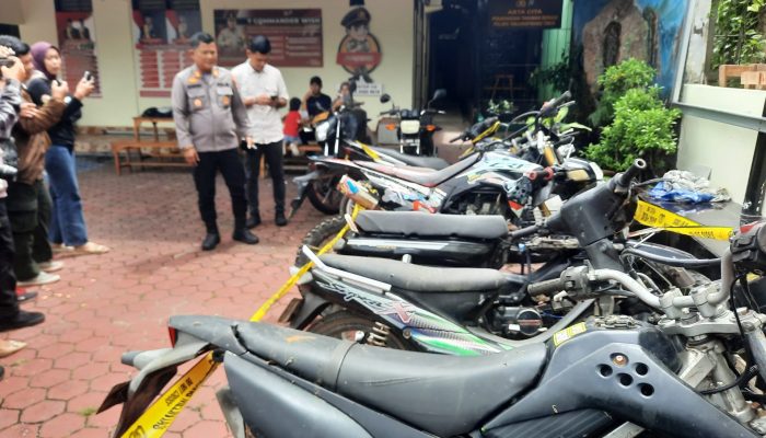 Polsek Tanjungpinang Timur Bekuk 2 Pelaku Curanmor Dengan BB 7 Motor 