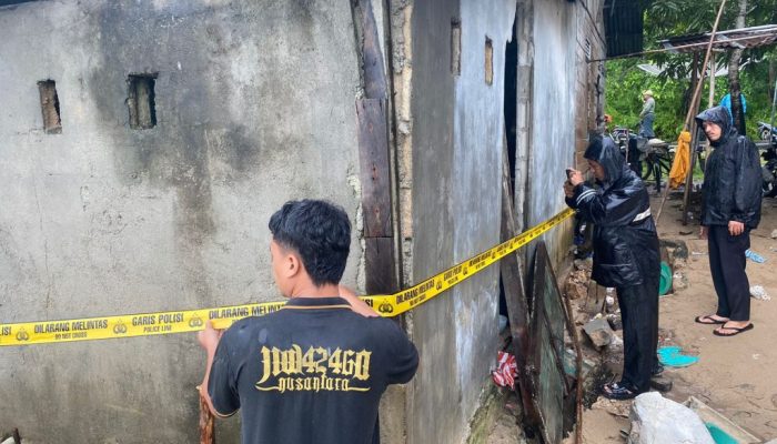 Cuaca Ekstrem, Lansia di Lingga Tertimpa Robohan Tembok Dapur