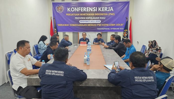 Dualisme PWI Kepri, Andi Gino : Satu Komando Dibawah Kepemimpinan Hendry CH Bangun 