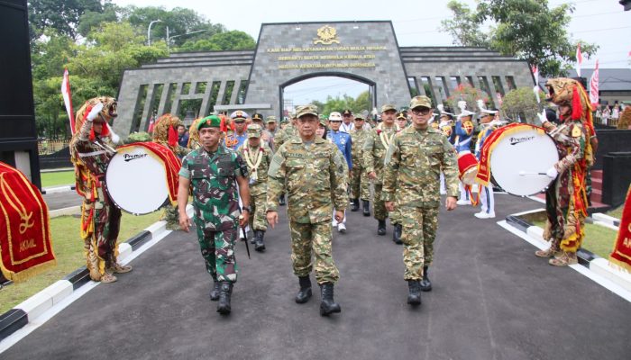 Gubernur Kepri Ikuti Retret di Magelang Hingga 28 Februari 2025