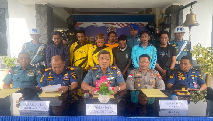 Penyelundup Bersama 2 PMI Ilegal Dibekuk Lanal Bintan di Selat Riau Bintan 