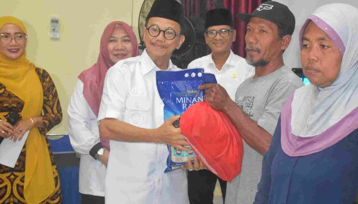Pemko Tanjungpinang Berikan Bingkisan Lebaran Bagi 1.190 KPM
