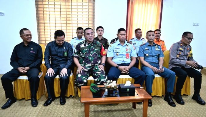Danlanud RSA Hadiri Pidato Perdana Cen Sui Lan-Jarmin di DPRD Natuna