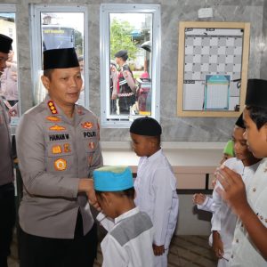 Ramadhan 1446 H, Kapolresta Tanjungpinang Bakti Sosial dan Bagi Takjil di Panti Asuhan 