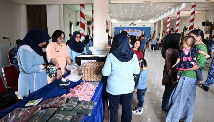Lanud Raden Sadjad Natuna Gelar Bazar Murah