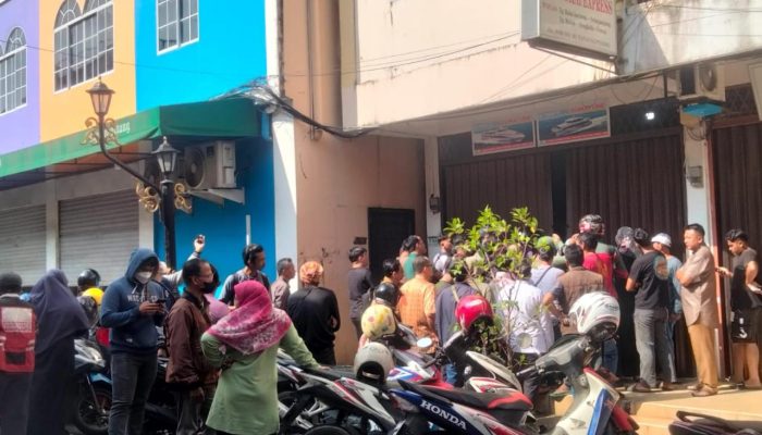 Mudik Lebaran, Warga Serbu Loket Penjualan Tiket Ferry Dumai Express Di Tanjungpinang