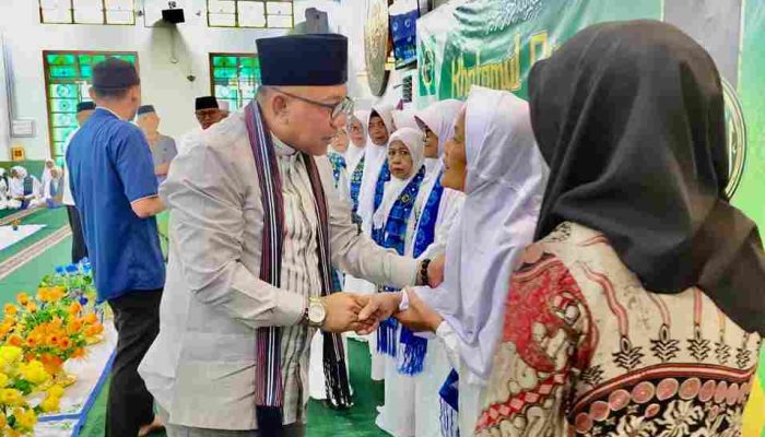 Hadiri Khatamul Quran, Wako Lis Ajak BKMT Perkuat Sinergi Bangun Tanjungpinang