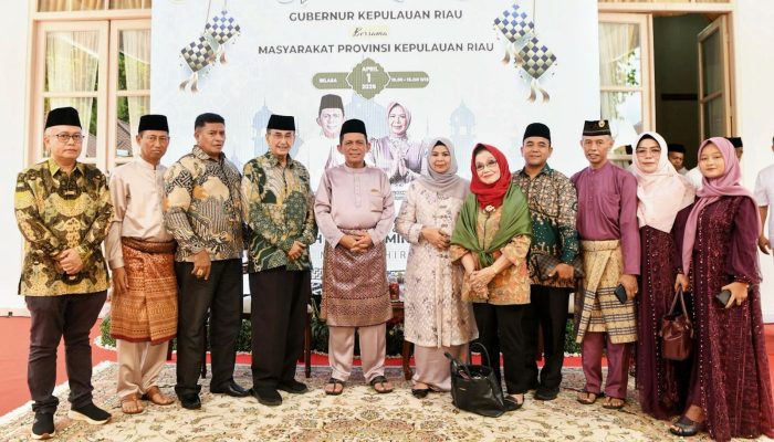 Warga Antusias Hadiri Open House Gubernur Kepri di Gedung Daerah 