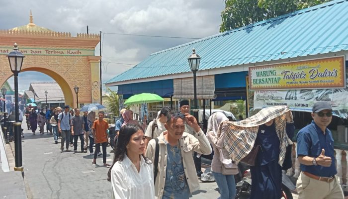 Selama 3 Hari, Belasan Ribu Pengunjung Padati Pulau Penyengat 