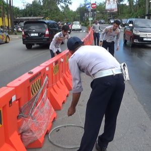 Warga Tolak Pembatas Jalan di Simpang Melayu Kota Piring Tanjungpinang