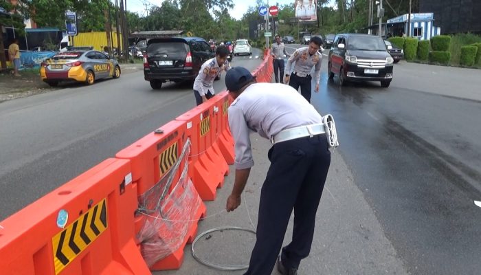 Warga Tolak Pembatas Jalan di Simpang Melayu Kota Piring Tanjungpinang