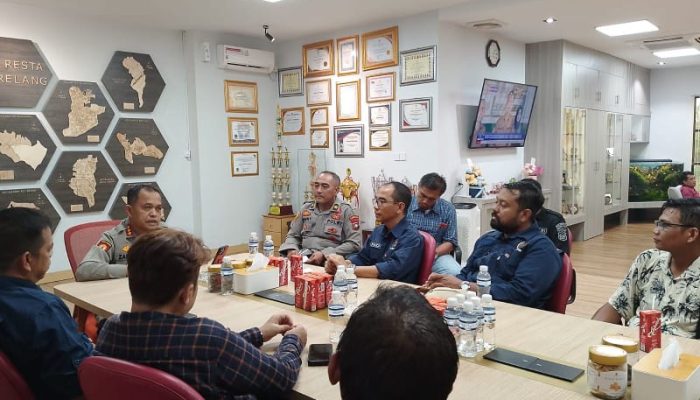 Jelang Konferkot, PWI Kepri Bersilahturahmi dengan Polresta Barelang