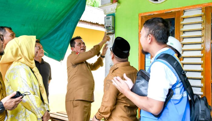 Gubernur Ansar Resmikan Listrik Nyala 24 Jam di 4 Ibukota Kecamatan Lingga 