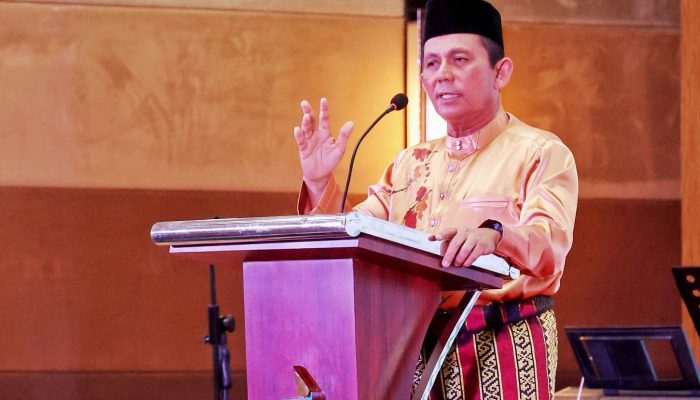Pemprov Kepri Pastikan Program Beasiswa Tahun 2025 Tersedia Bagi Mahasiswa 