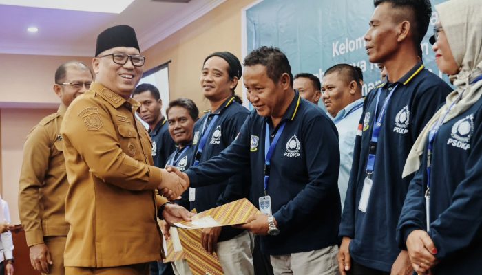 Kukuhkan 7 Pokmaswas, Wagub Kepri : Pokmaswas Garda Terdepan Jaga Konservasi Laut