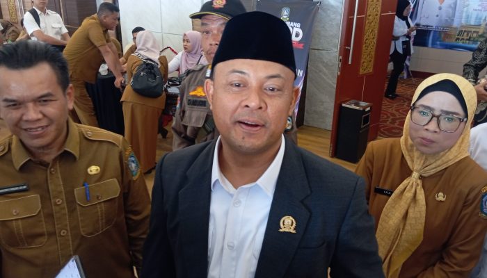 Ketua DPRD Kepri Akan Tindak Tegas Perusahaan Menahan Ijazah Karyawan