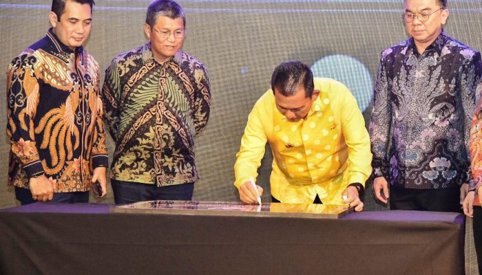 Gubernur Ansar Resmikan Hotel Bertaraf Internasional Grand Mercure Batam Center