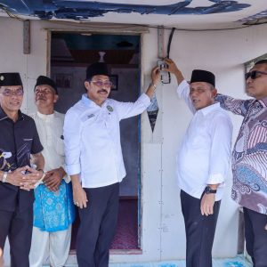 Gubernur Kepri Resmikan Penggunaan Genset dan Infrastruktur Kelistrikan di Karimun 