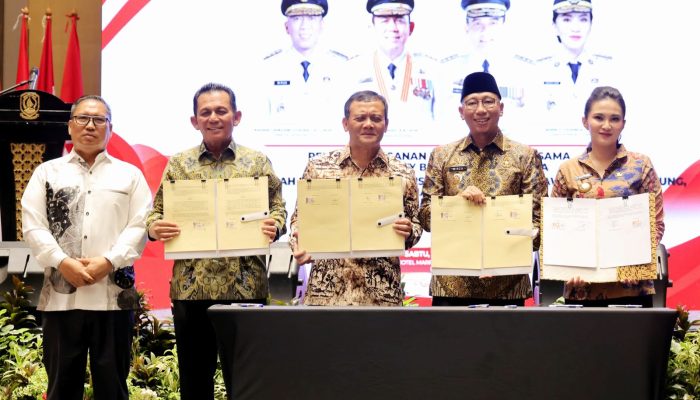 Perkuat Kerjasama Antar Daerah, Gubernur Kepri Teken MoU dengan Tiga Gubernur 