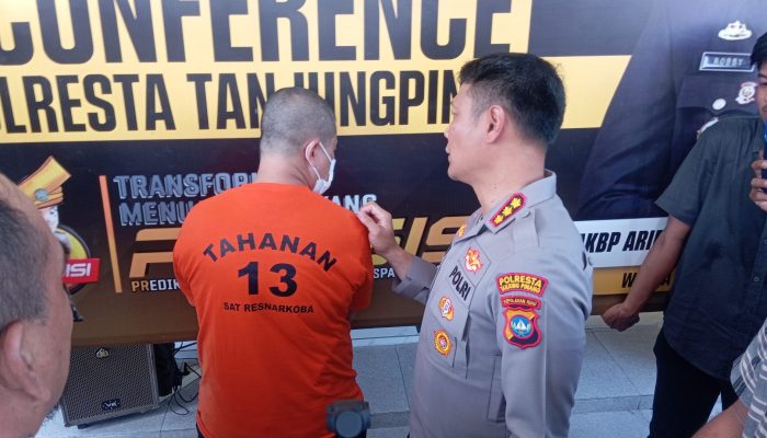 WNA Malaysia Dibekuk Bawa Narkotika Cair dan Sabu di Pelabuhan SBP Tanjungpinang