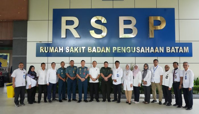 Direktur RSBP Batam Terima Kunjungan Wakapuskes TNI, Bahas Sinergi Layanan Kesehatan