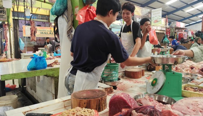 Imbas Konflik Iran-Israel, Harga Daging Beku di Tanjungpinang Melambung