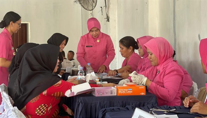 Bhayangkari Bintan Gelar Seminar Dan Pemeriksaan Kesehatan Gratis