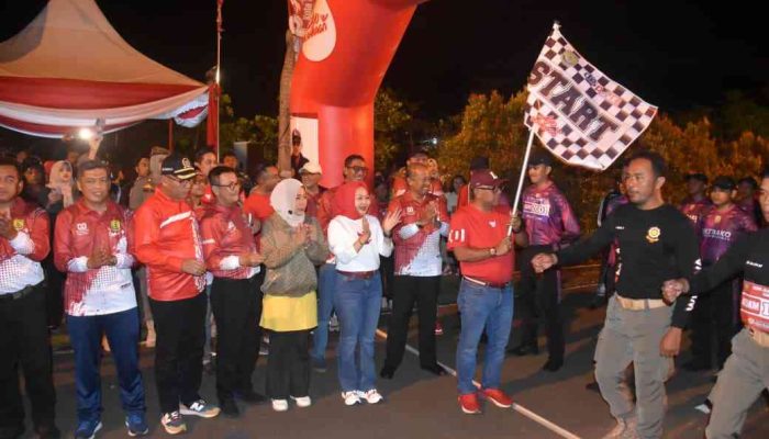 Walikota Tanjungpinang Lepas Lomba Gerak Jalan Proklamasi 45 Km Diikuti 173 Regu