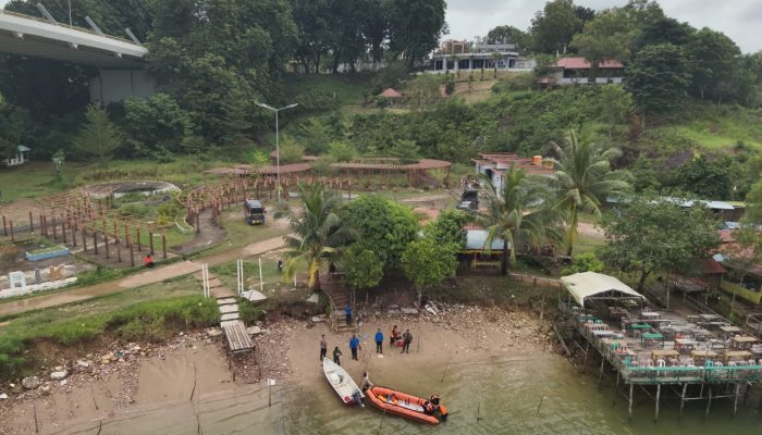 Tim SAR Lanjutkan Pencarian Pemuda Terjun dari Jembatan Barelang