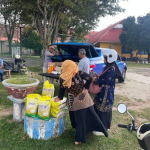 Polres Lingga Bersama Bulog Gelar GPM Selama Tiga Hari di Simpang Pos Lantas Lingga
