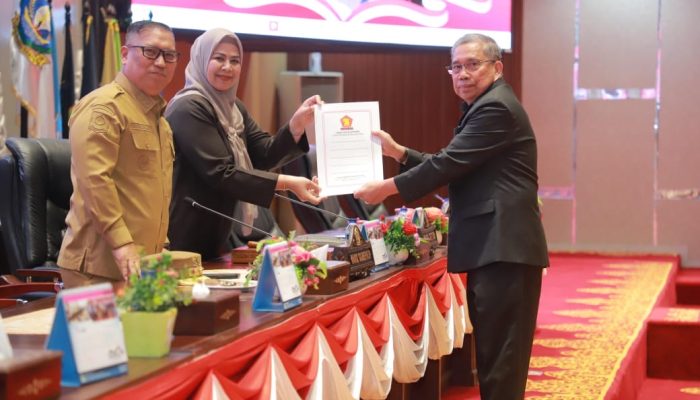 Seluruh Fraksi DPRD Kepri Setujui Ranperda LPj APBD TA 2024