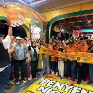 Ratusan Pelari Ramaikan Night Run 5K Penyengat Heritage Fest 2025 