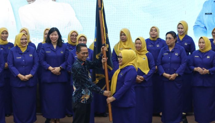 Amsakar Achmad Lantik Pengurus PIKORI BP Batam Periode 2025-2029