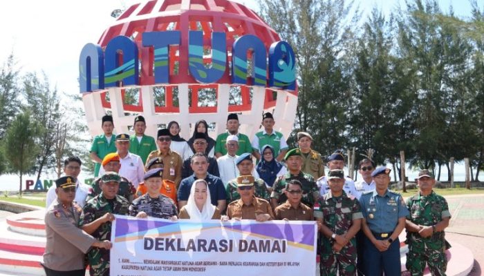 Jaga Persatuan dan Keamanan, Bupati Natuna dan Masyarakat Serukan Deklarasi Kebangsaan