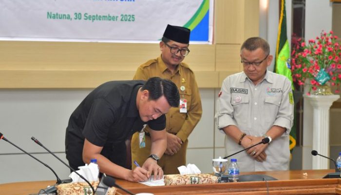 Perlindungan TK Lokal, BPGN Natuna Tandatangani MoU dengan BPJS Ketenagakerjaan