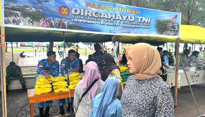 Masyarakat Natuna Antusias dan Senang Pasar Murah Digelar TNI pada HUT TNI ke-80