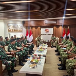 Pangkogabwilhan I Tinjau Batekhan, Dorong Kemajuan Teknologi TNI