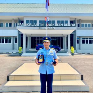 Danlanud RSA Apresiasi Kapten Lek Ahmad Sandy Johan Raih Predikat Siswa Terbaik Suspa Avionik