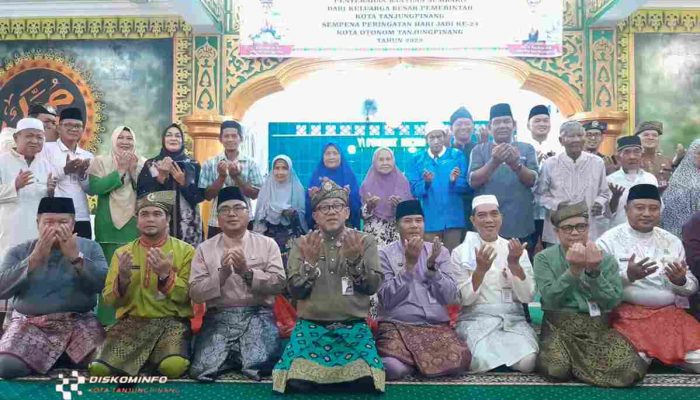 Pemko Tanjungpinang Salurkan Bantuan Sembako ke Masyarakat