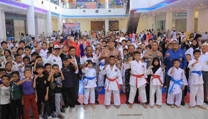 Perebutkan Piala Walikota, 500 Peserta Ikuti Kejuaraan Karate FORKI 2025