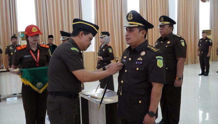 Pelantikan Pejabat di Lingkungan Kejati Kepri, Kajari Natuna dan Lingga Diganti