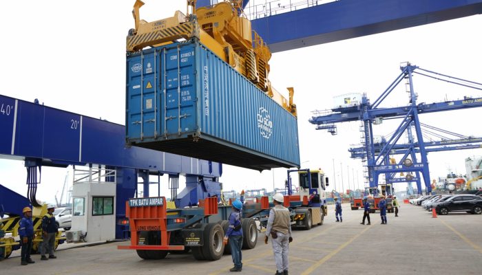Januari-September 2025, Pertumbuhan Volume Peti Kemas di Batam Tumbuh 18 Persen 